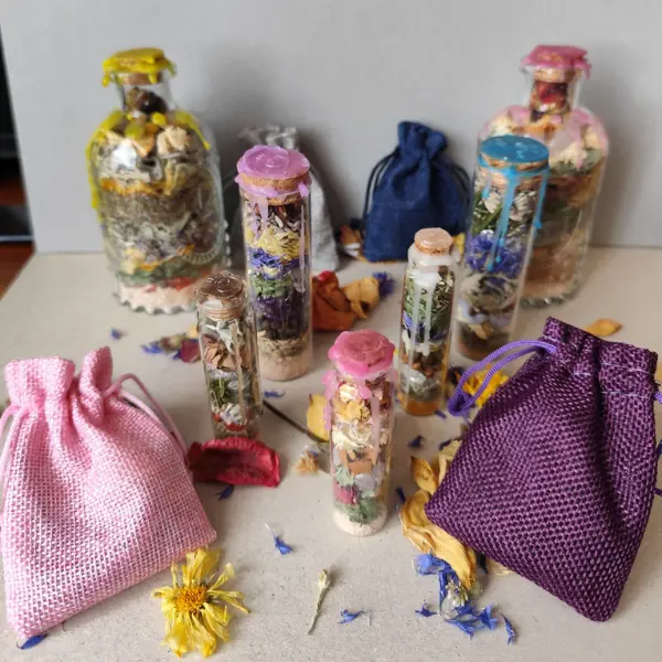 Spell jar et sachets d'herbes Meli Medium